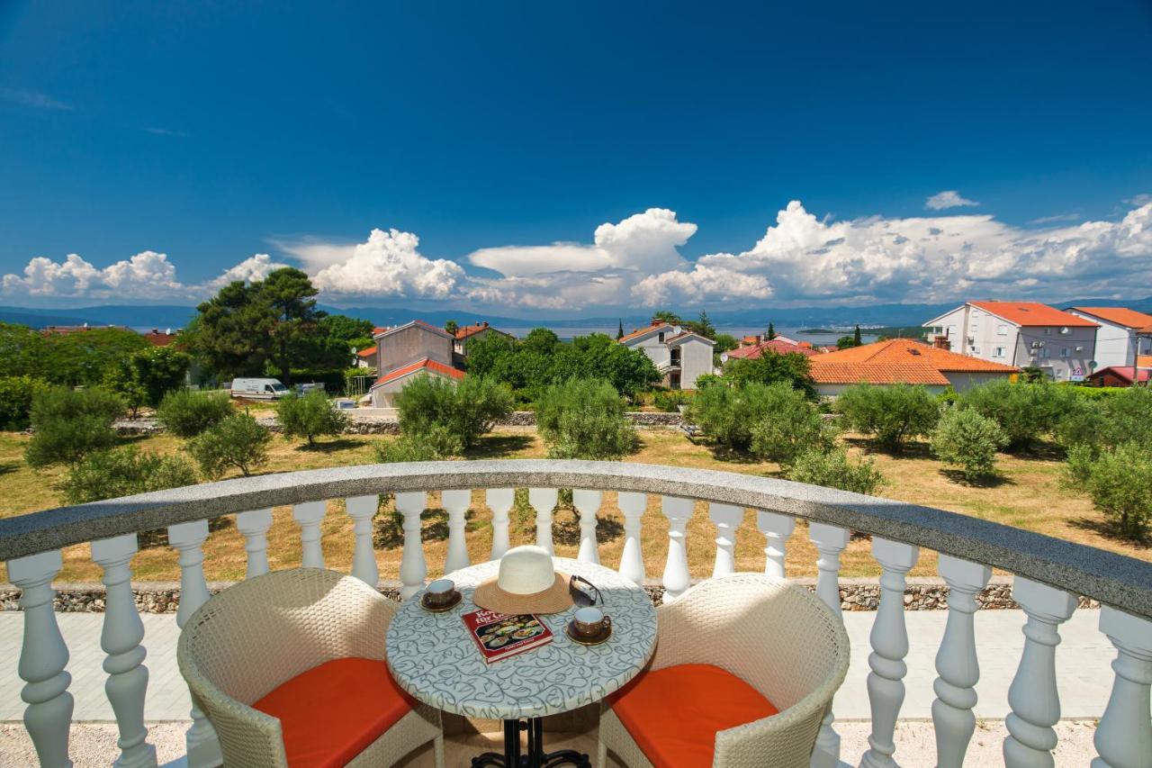 Vila Panorama By El-Pi Tours Malinska Exterior foto